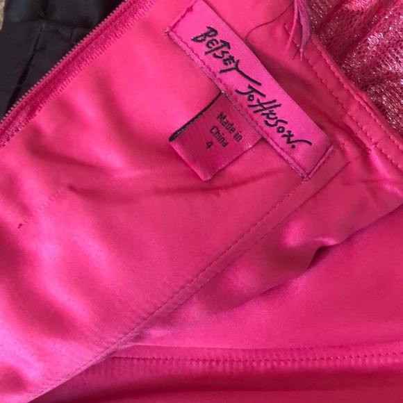 Betsey Johnson Pink & Black Dress worn by Zendaya! - Picture 3 of 7